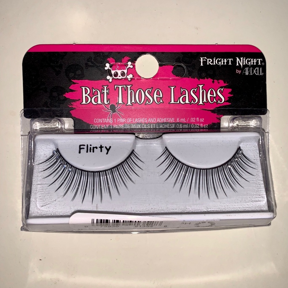 Eyelashes - Picture 4 of 8